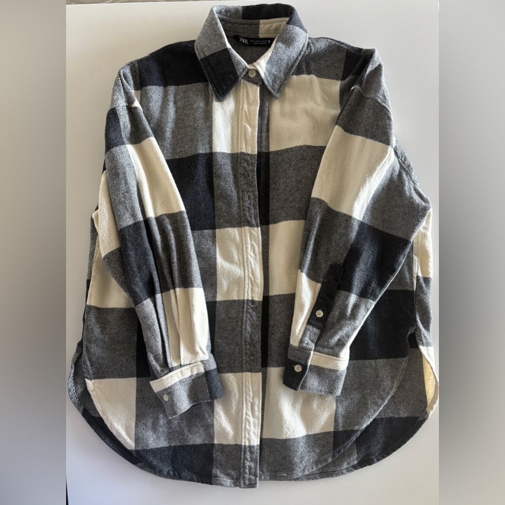 Zara Black and Cream Striped Shirt